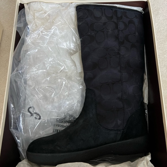 Coach boots - 8 - BRAND NEW - Picture 4 of 5